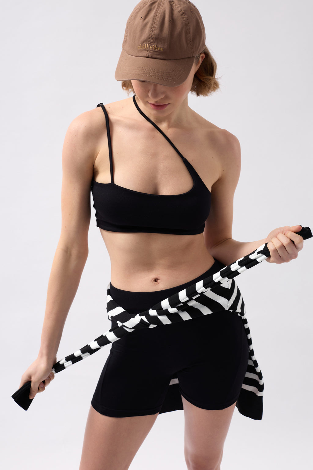 Çapraz Askı Spor Sütyeni