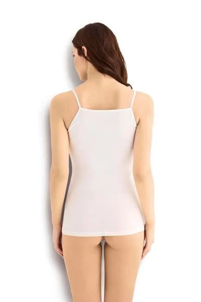 BAYAN İP ASKILI ATLET