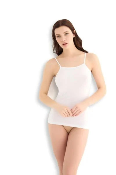 BAYAN İP ASKILI ATLET